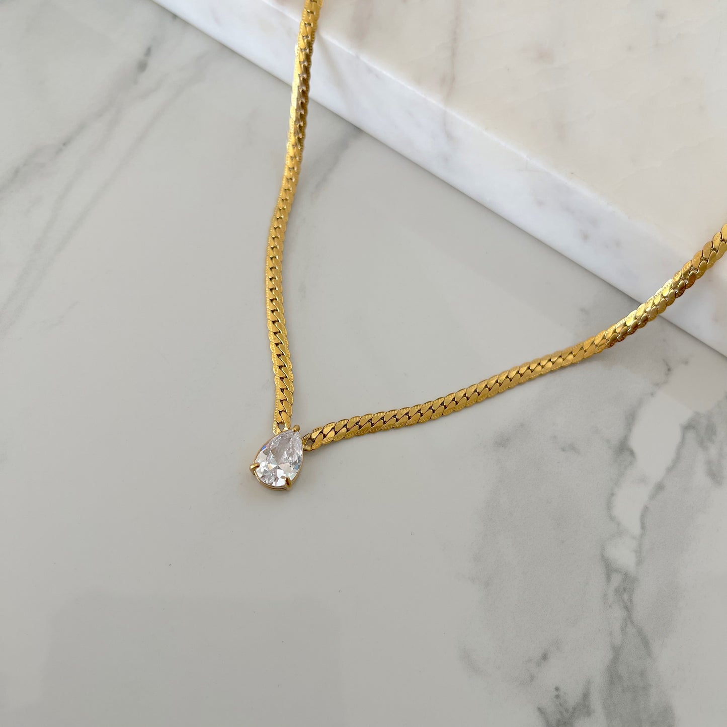 Collar Gota Zirconia