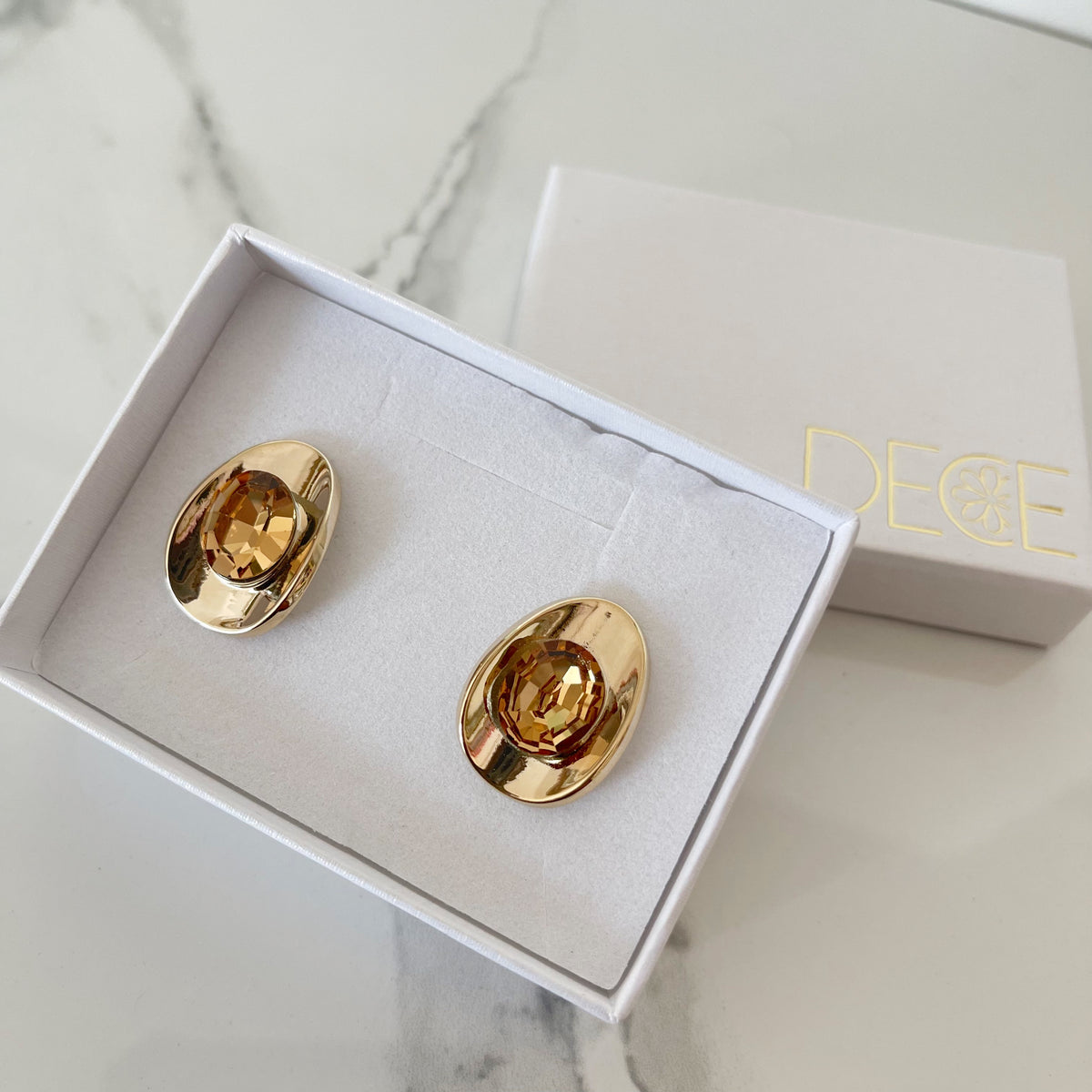 Aretes Reyna