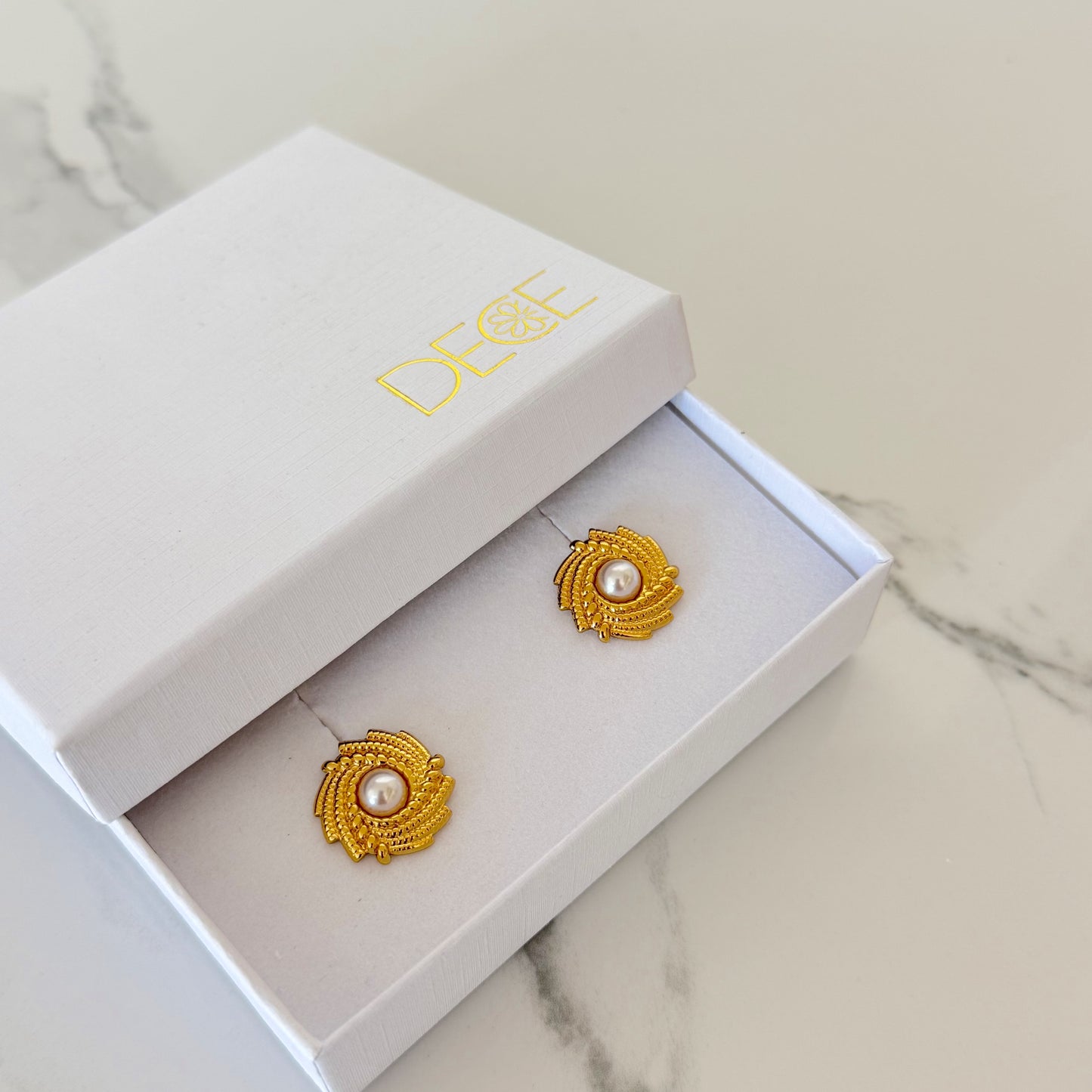 Aretes sol