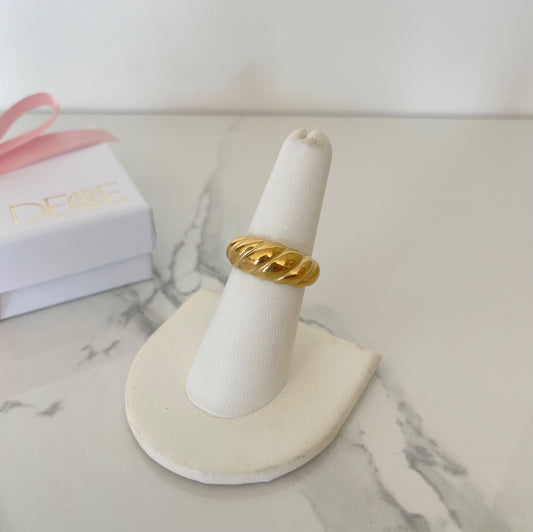 Anillo Rebeca Dorado