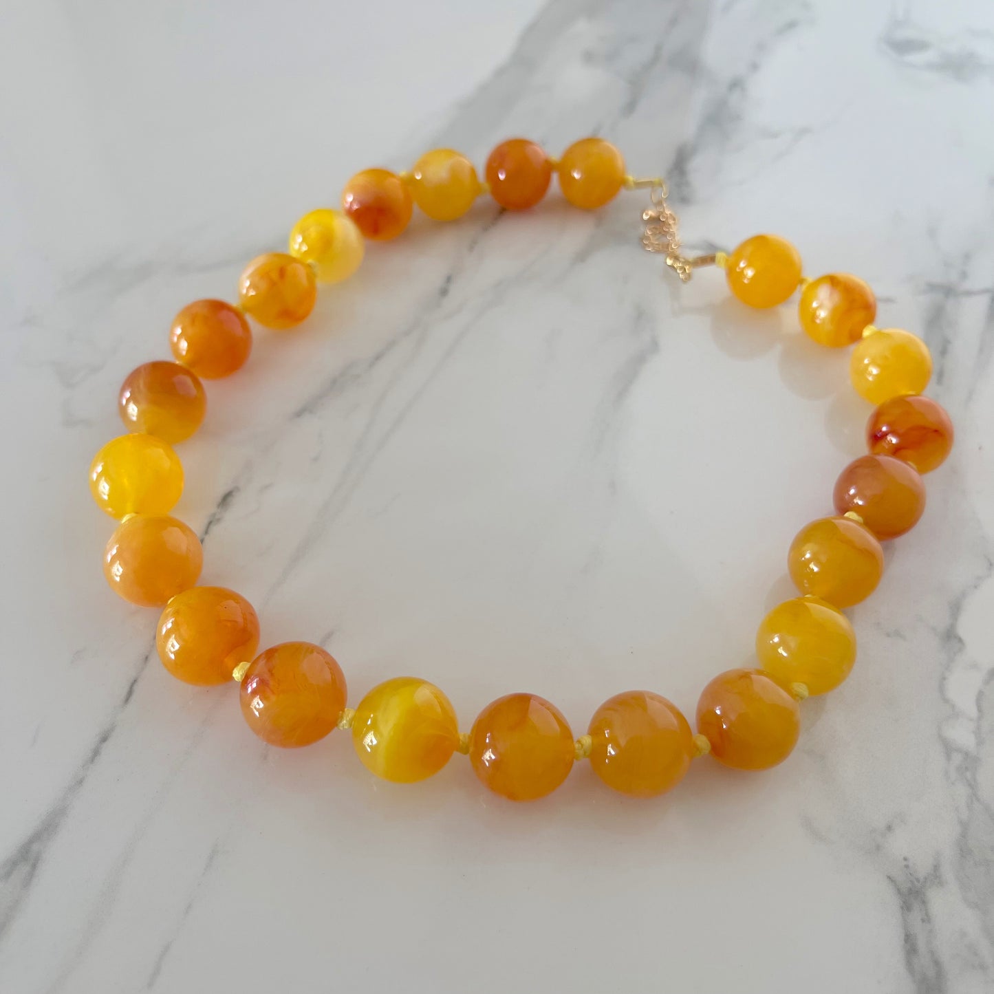 Choker Nabile