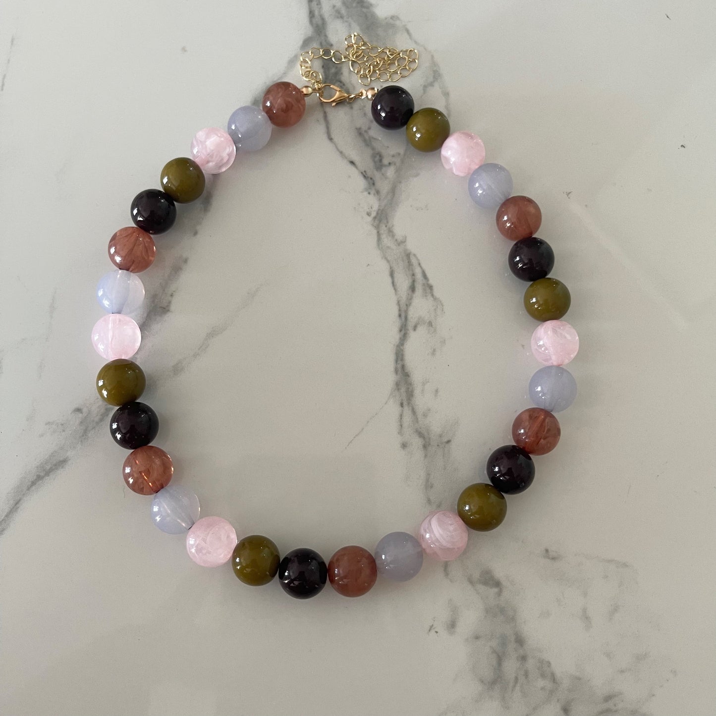 Choker Karen