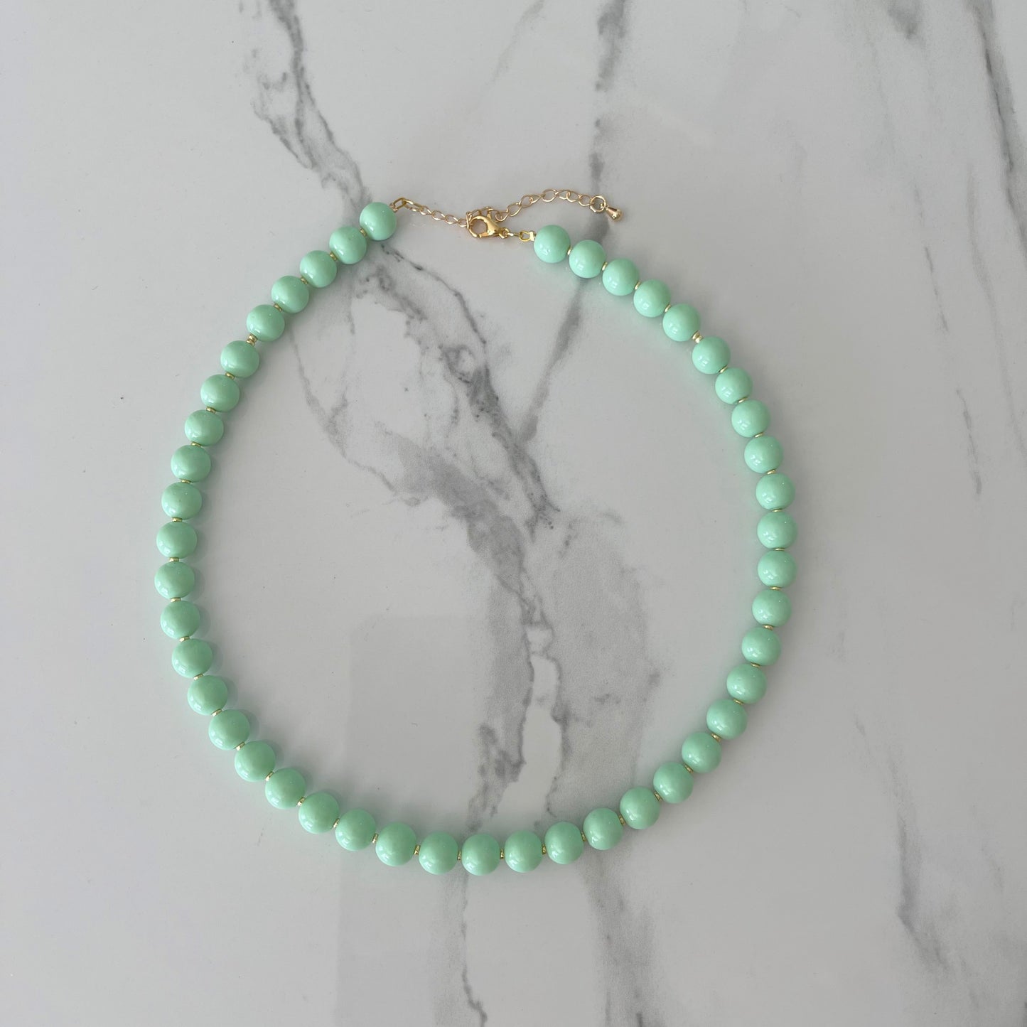 Choker Pistache con Dorado