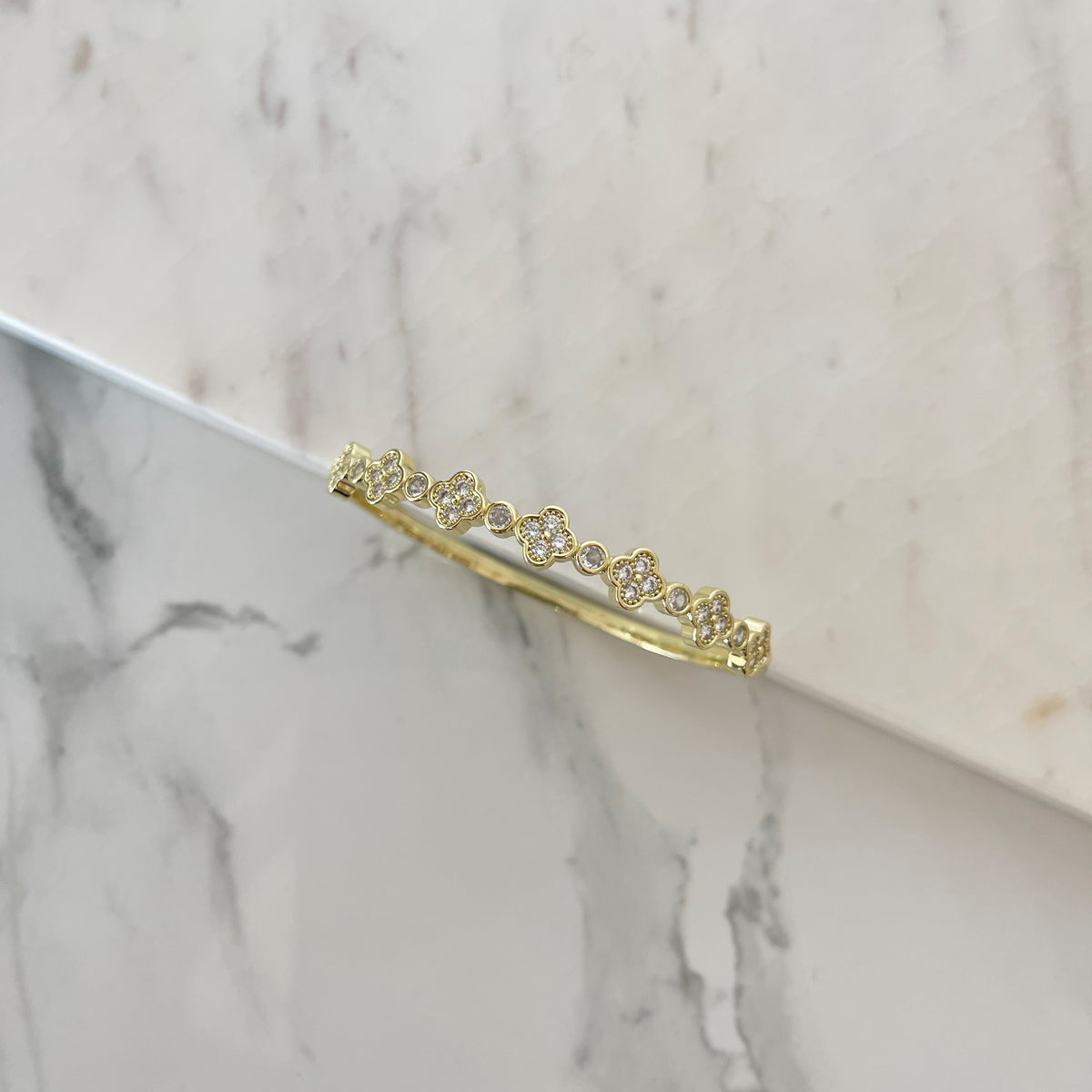 Brazalete Trébol con zirconias