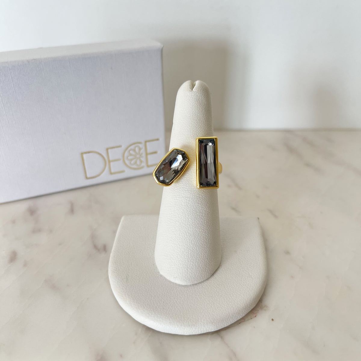 Anillo Johana