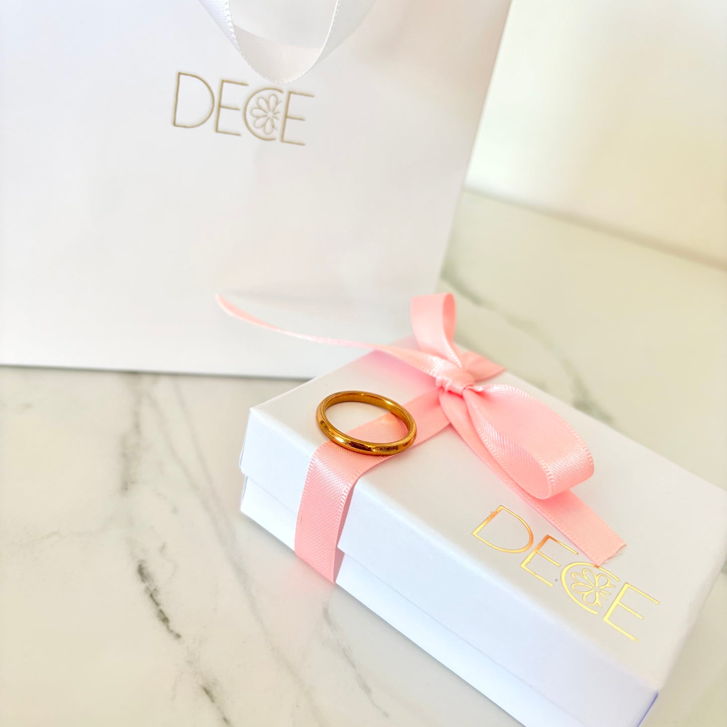 Anillo Basic delgado